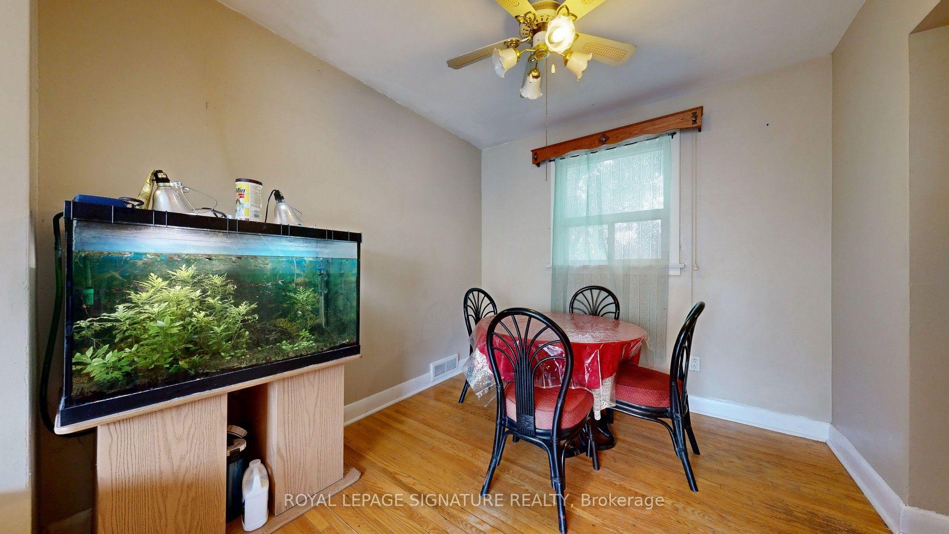Photo 5 of 256 Ferris Road, Toronto, O'Connor-Parkview — HOMEH