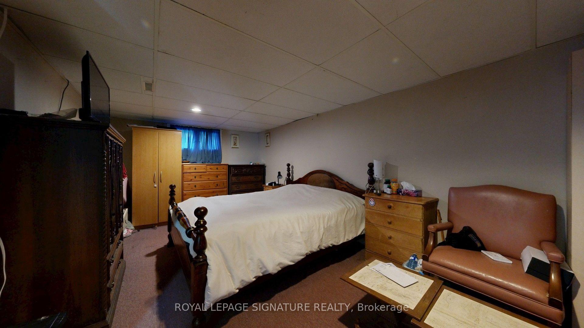 Photo 15 of 256 Ferris Road, Toronto, O'Connor-Parkview — HOMEH