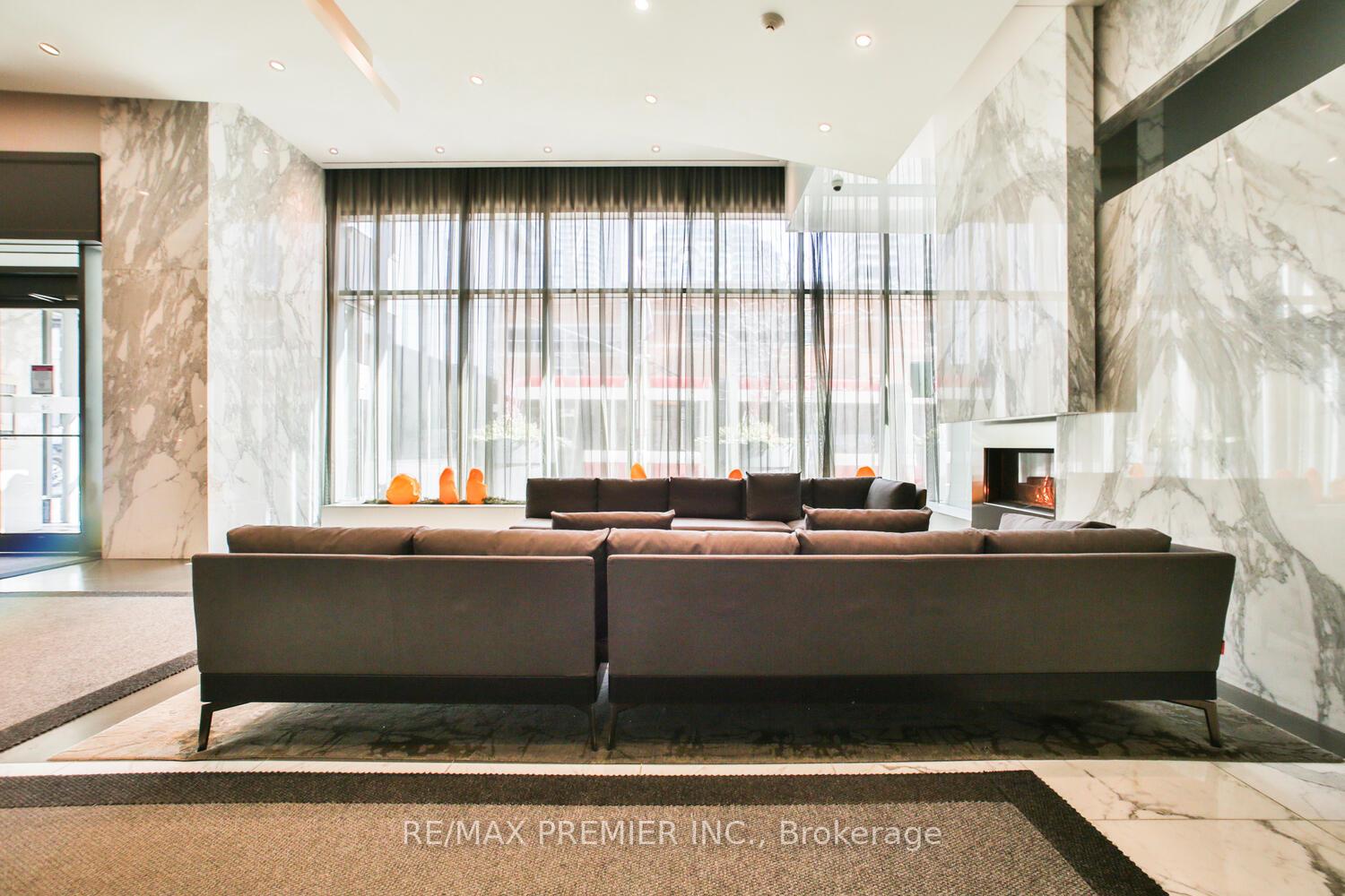 Photo 5 of Unit 1606, 8 Charlotte Street, Toronto, Waterfront Communities — HOMEH