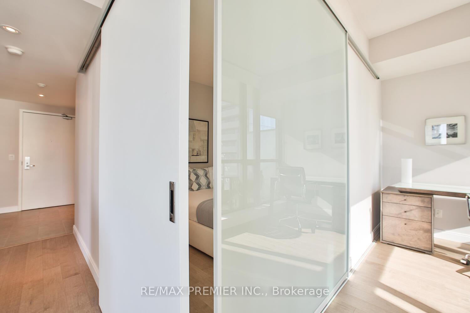 Photo 19 of Unit 1606, 8 Charlotte Street, Toronto, Waterfront Communities — HOMEH