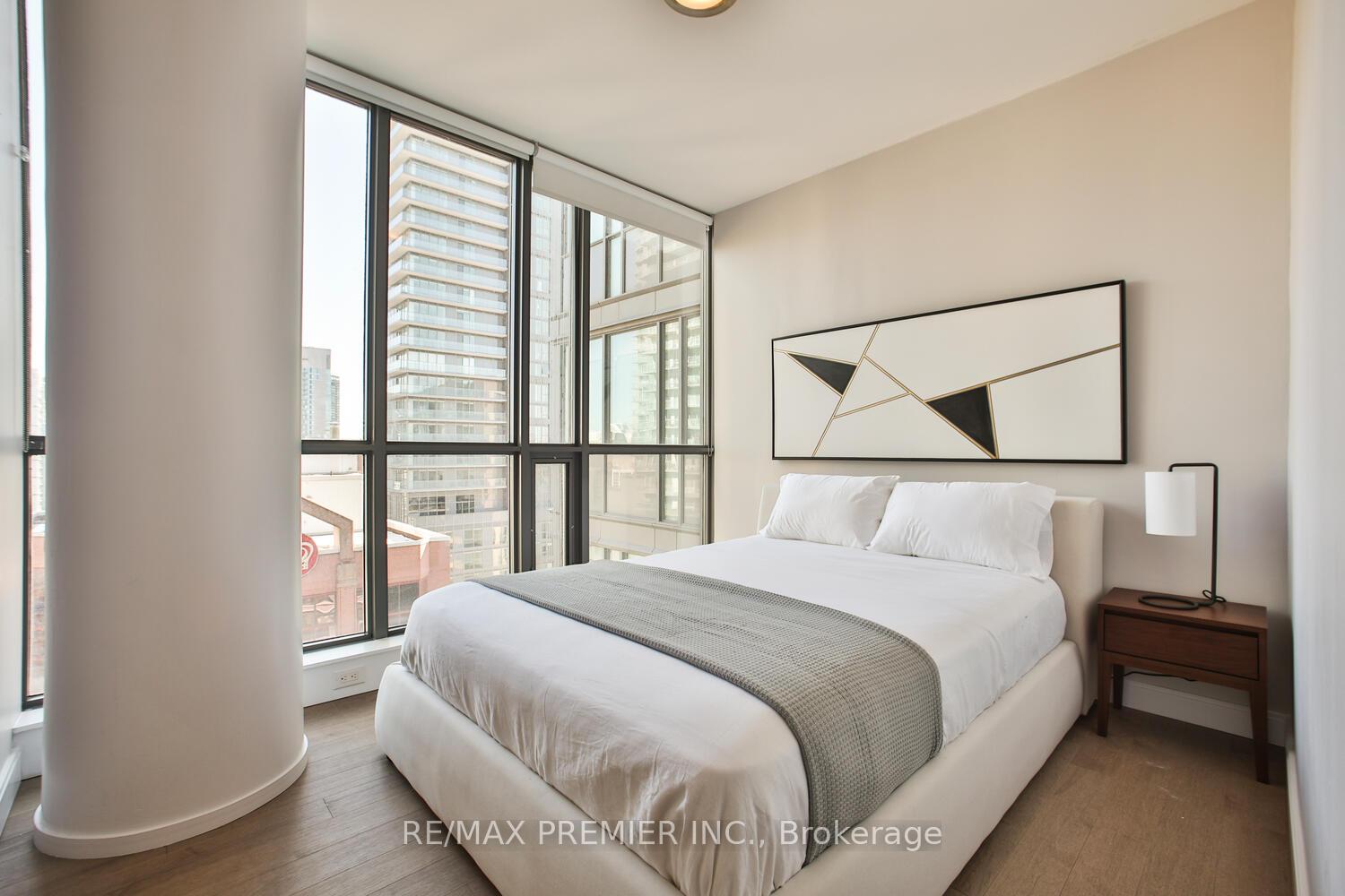 Photo 29 of Unit 1606, 8 Charlotte Street, Toronto, Waterfront Communities — HOMEH