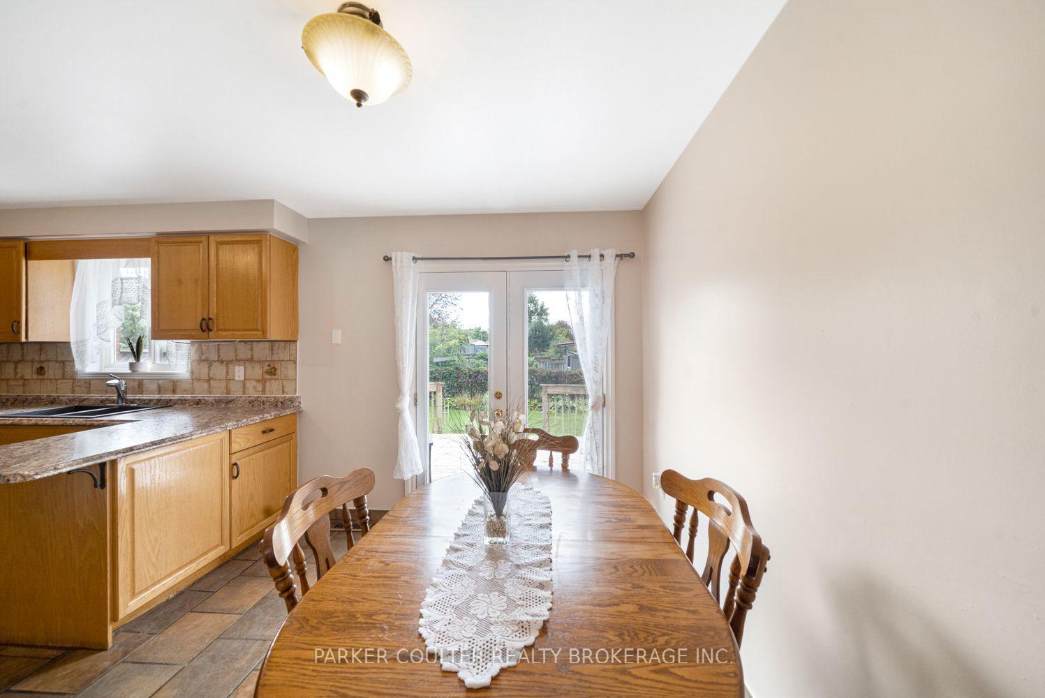 Photo 11 of 32 Carter Crescent, Orillia — HOMEH