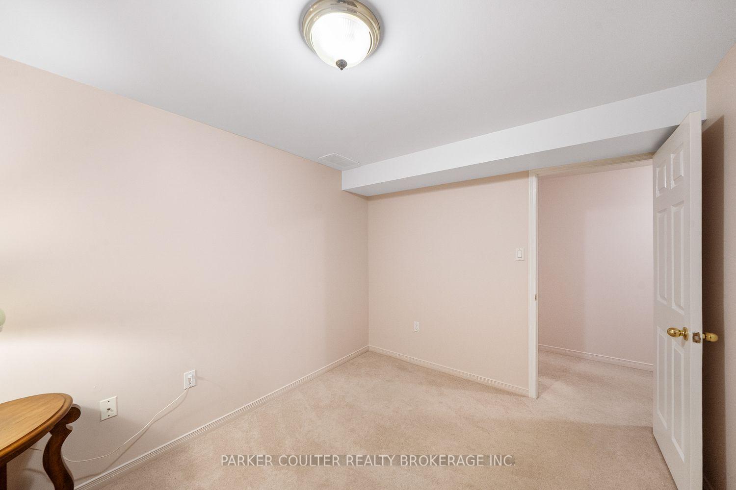 Photo 37 of 32 Carter Crescent, Orillia — HOMEH