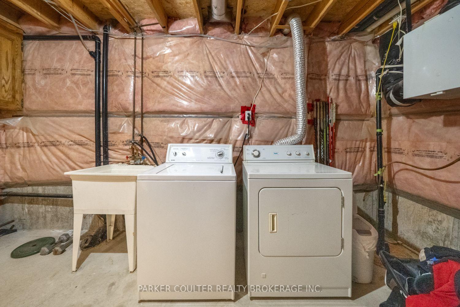 Photo 40 of 32 Carter Crescent, Orillia — HOMEH
