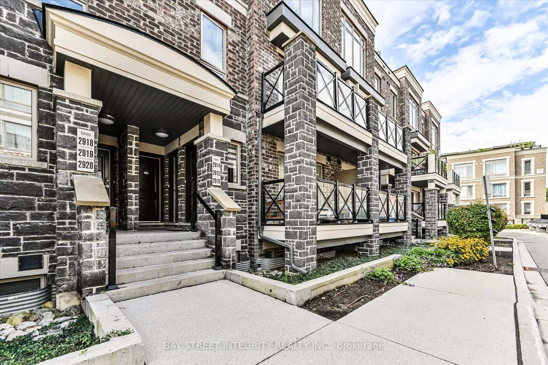 Photo 3 of Unit 2916, 15 Westmeath Lane, Markham, Cornell — HOMEH