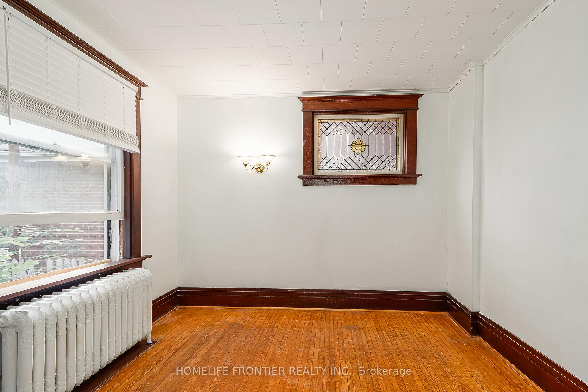Photo 9 of 643 2ND Avenue E, Owen Sound — HOMEH