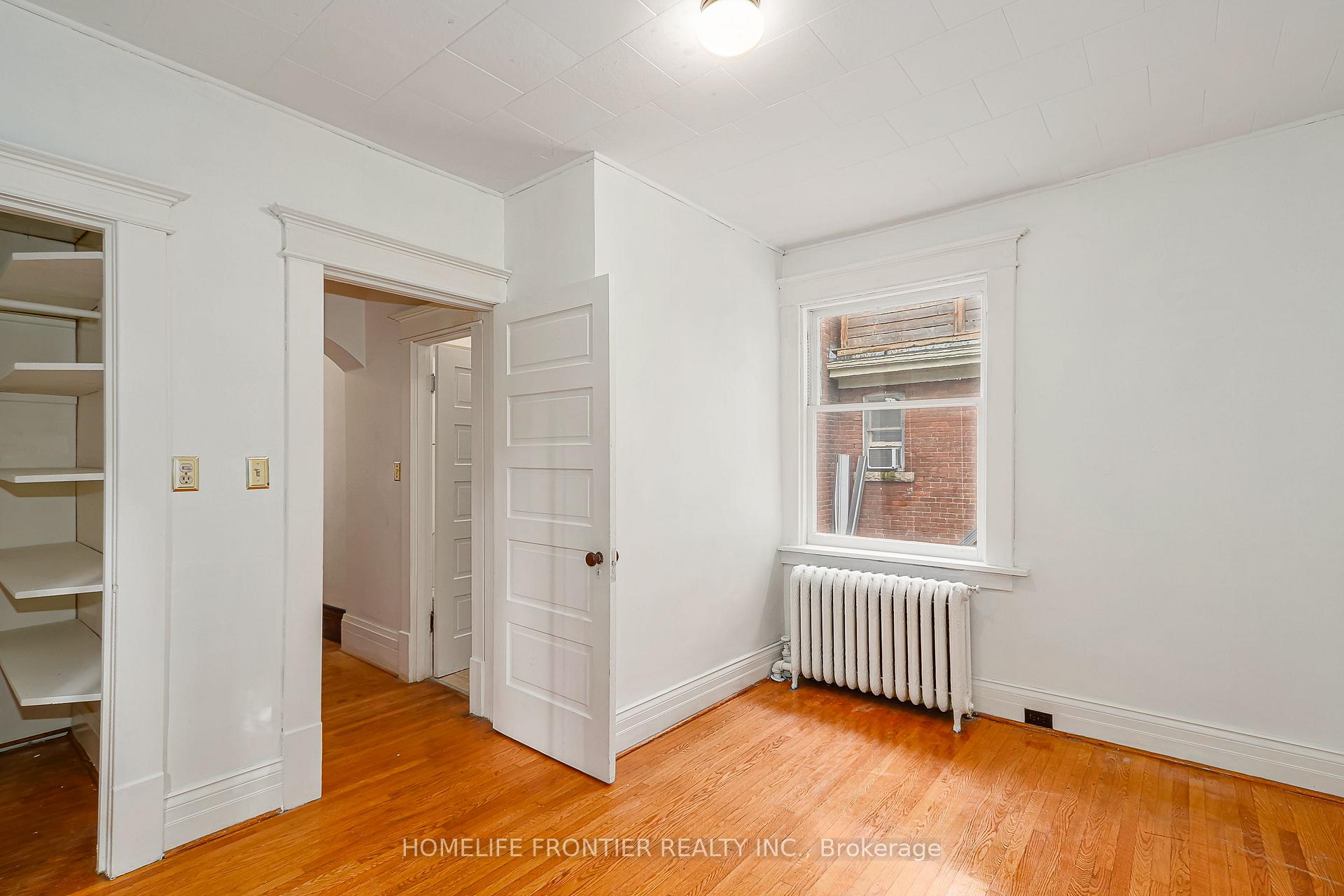 Photo 12 of 643 2ND Avenue E, Owen Sound — HOMEH