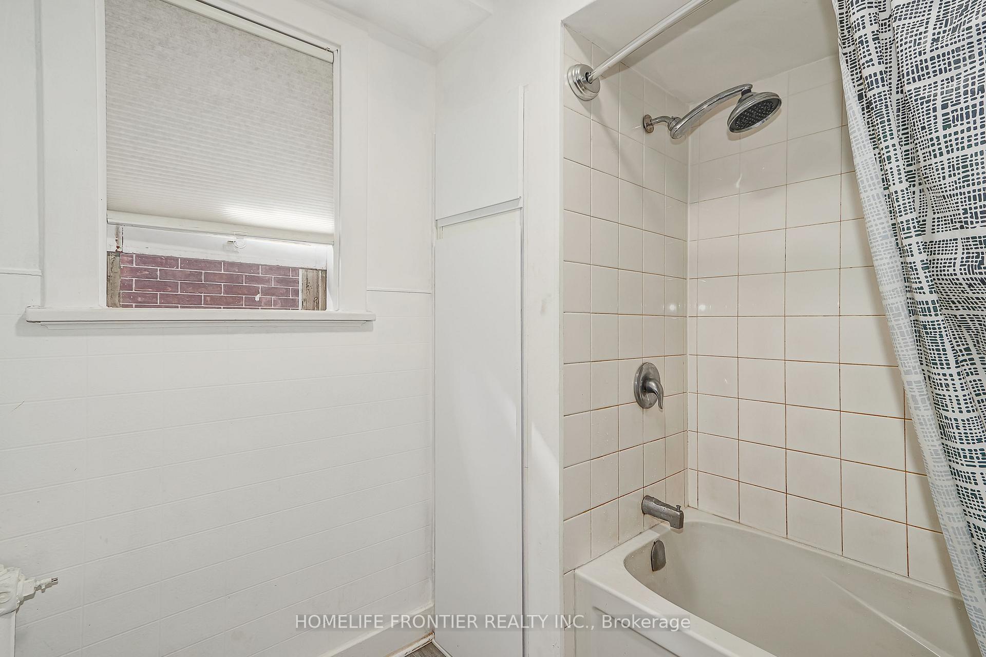 Photo 28 of 643 2ND Avenue E, Owen Sound — HOMEH