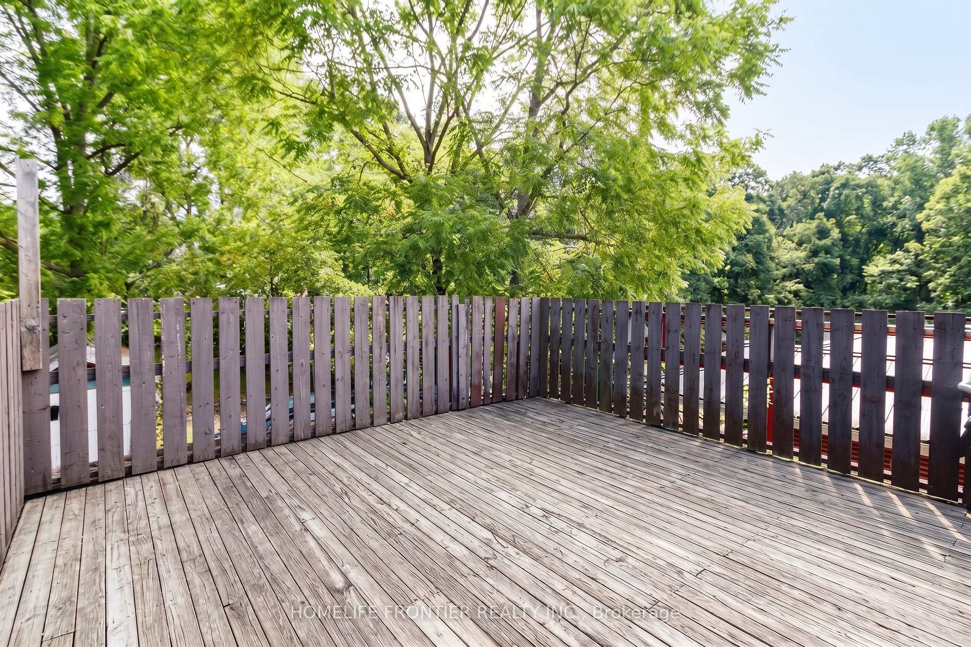 Photo 30 of 643 2ND Avenue E, Owen Sound — HOMEH
