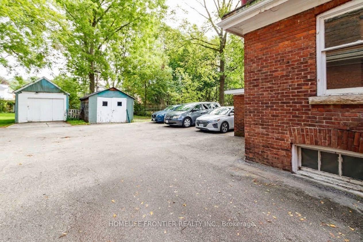 Photo 33 of 643 2ND Avenue E, Owen Sound — HOMEH