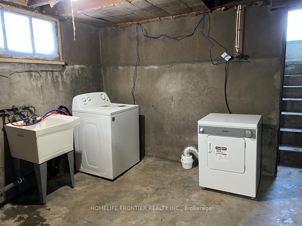 Photo 35 of 643 2ND Avenue E, Owen Sound — HOMEH
