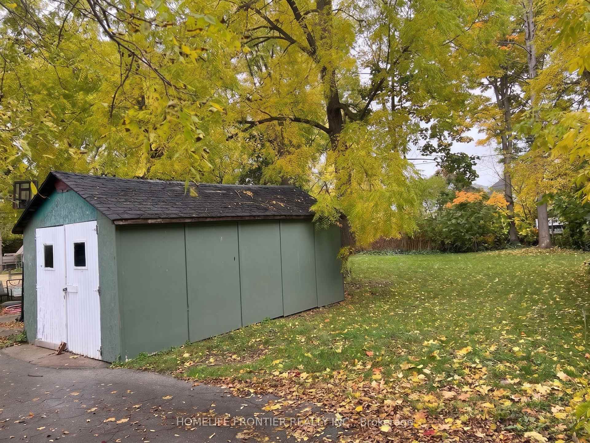 Photo 39 of 643 2ND Avenue E, Owen Sound — HOMEH