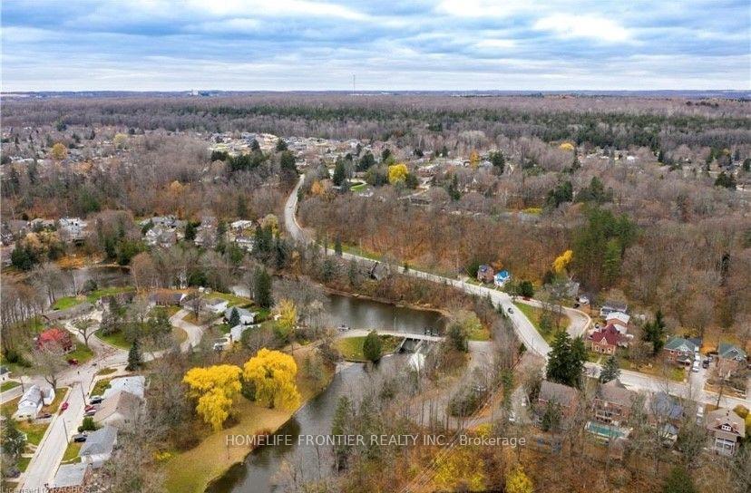 Photo 40 of 643 2ND Avenue E, Owen Sound — HOMEH