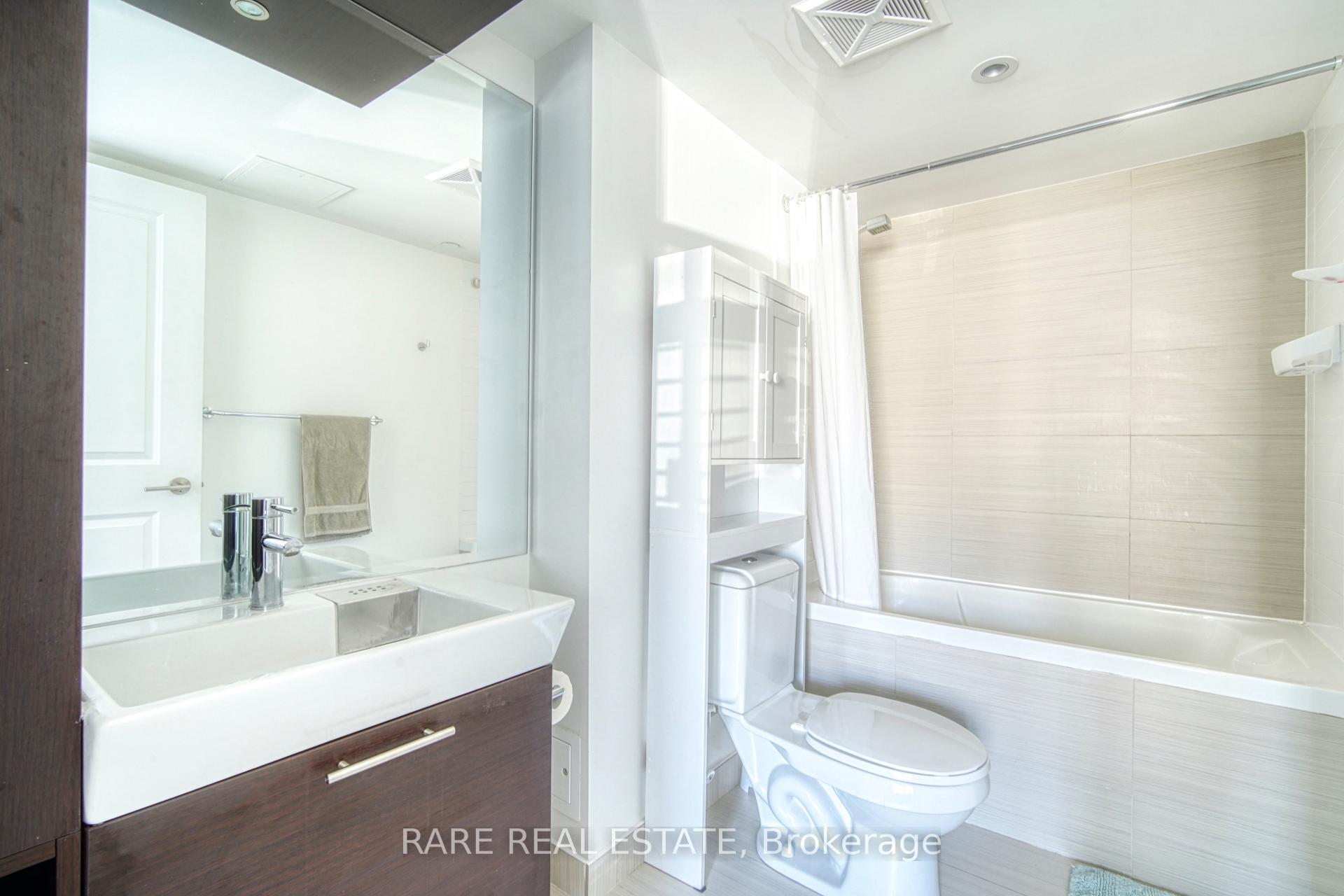 Photo 14 of Unit 1024, 386 Yonge Street, Toronto, Bay Street Corridor — HOMEH