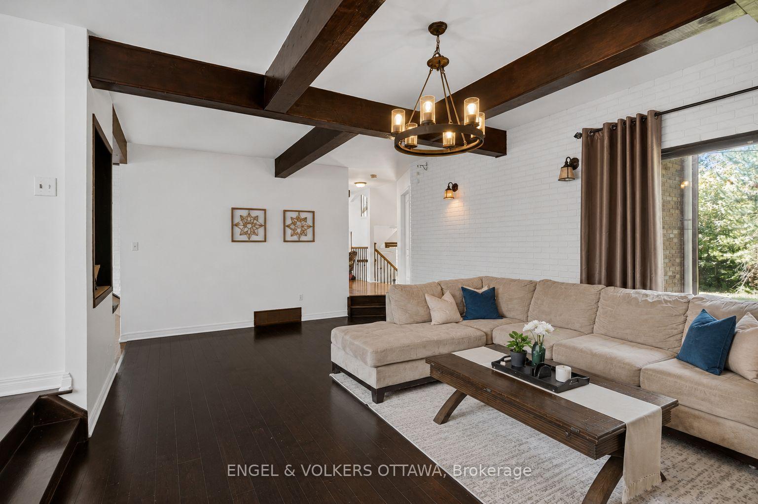 Photo 6 of 3486 Torbolton Ridge Road, Ottawa, Dunrobin — HOMEH