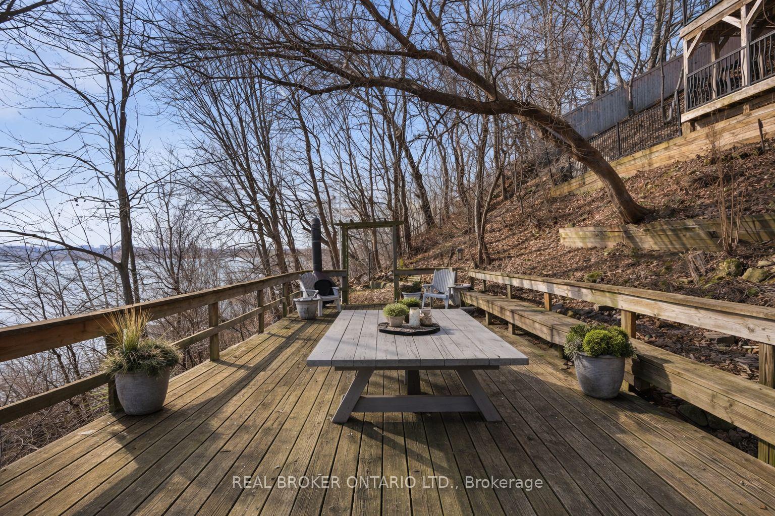 Photo 39 of 868 Danforth Place, Burlington, Bayview — HOMEH