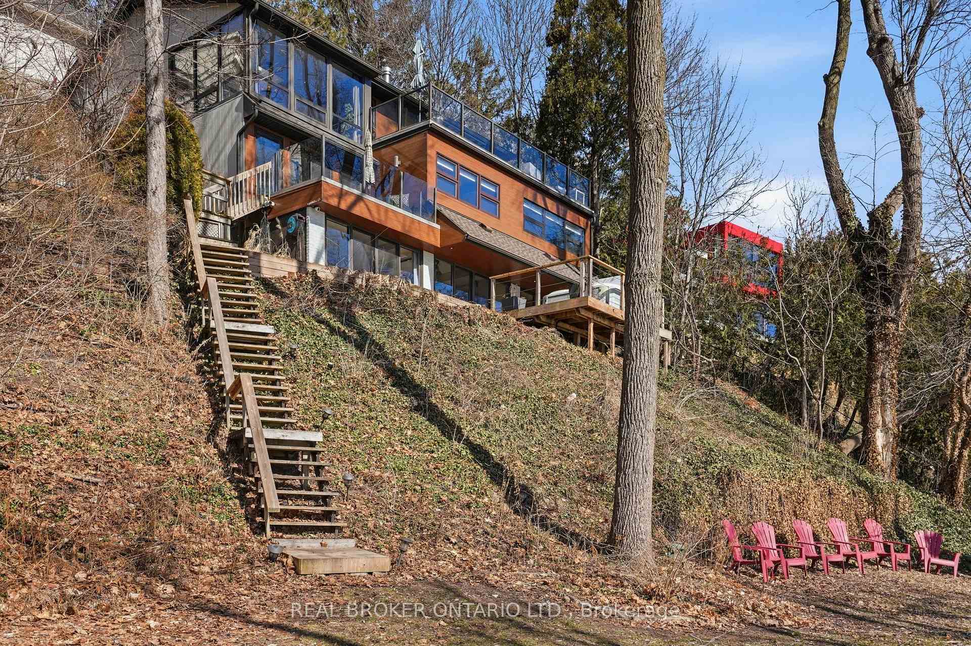 Photo 43 of 868 Danforth Place, Burlington, Bayview — HOMEH