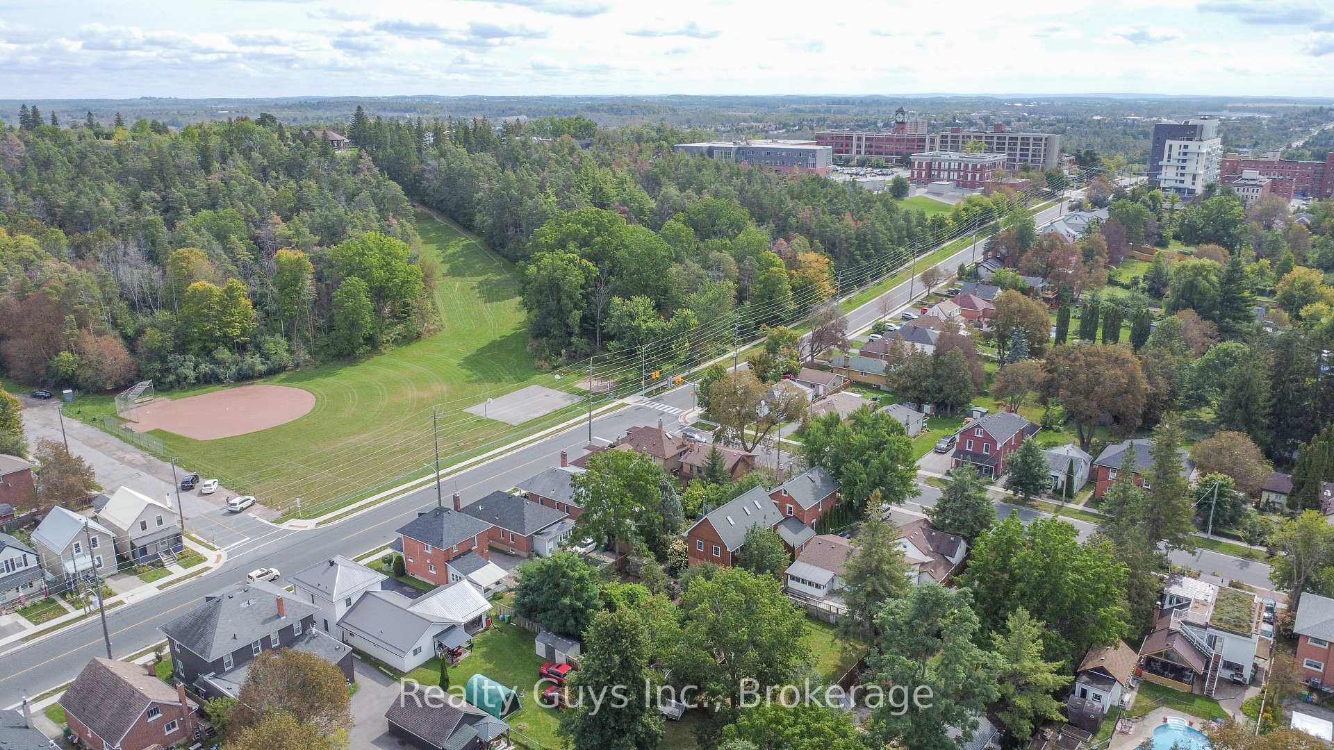 Photo 9 of 523 Armour Road, Peterborough, Ashburnham Ward 4 — HOMEH