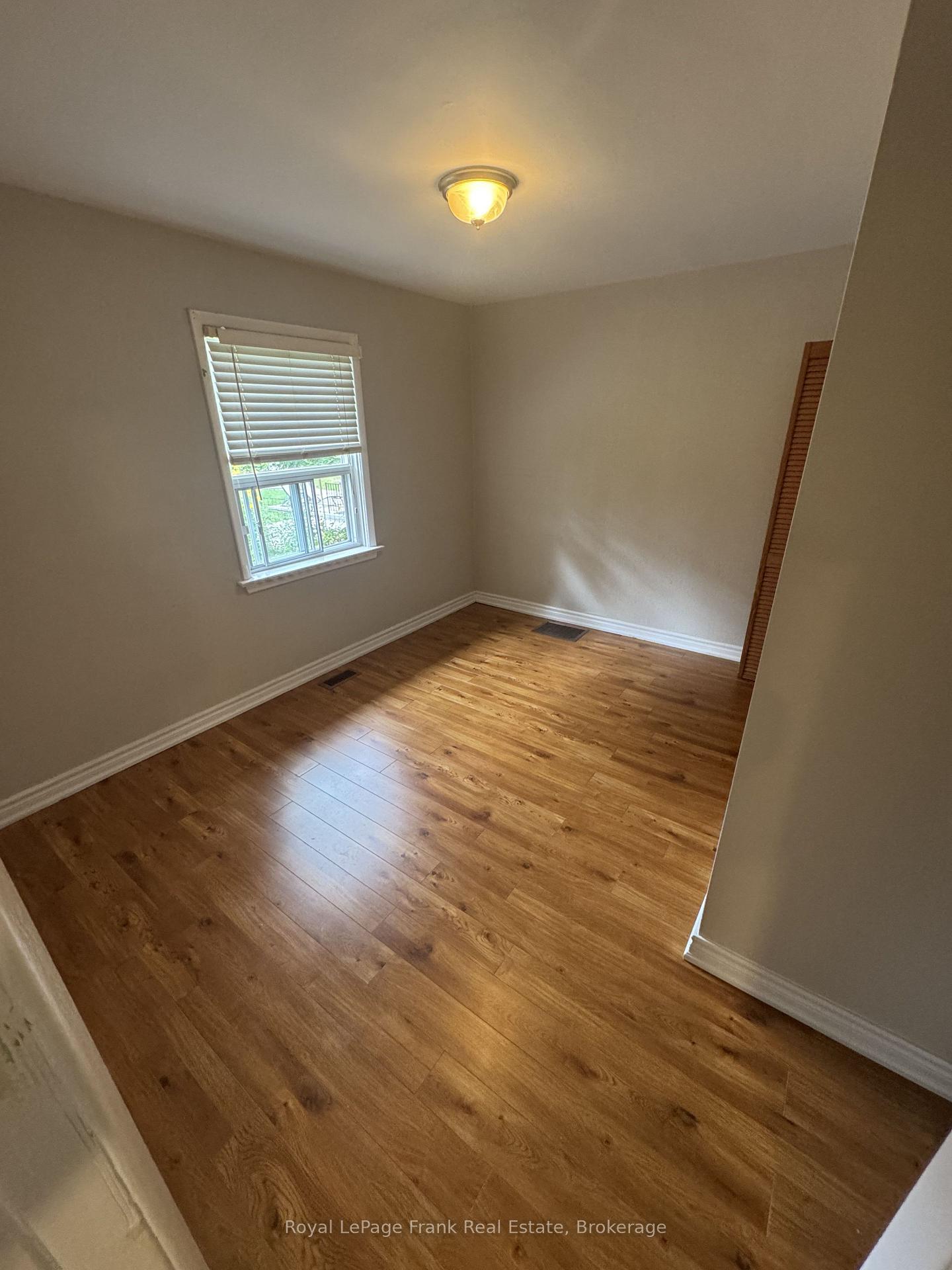 Photo 7 of 20 Gladys Road, Scarborough, Highland Creek — HOMEH