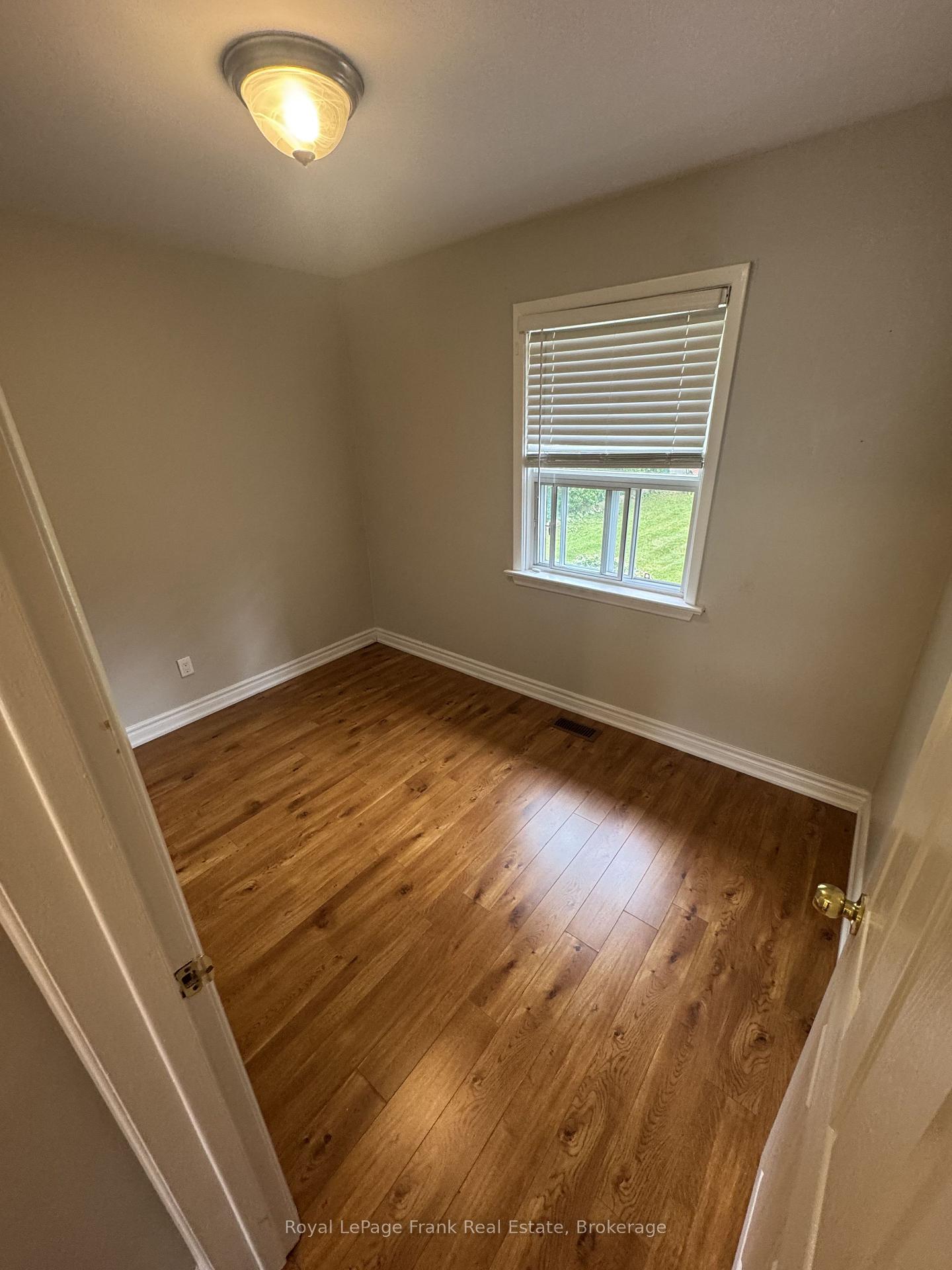 Photo 9 of 20 Gladys Road, Scarborough, Highland Creek — HOMEH