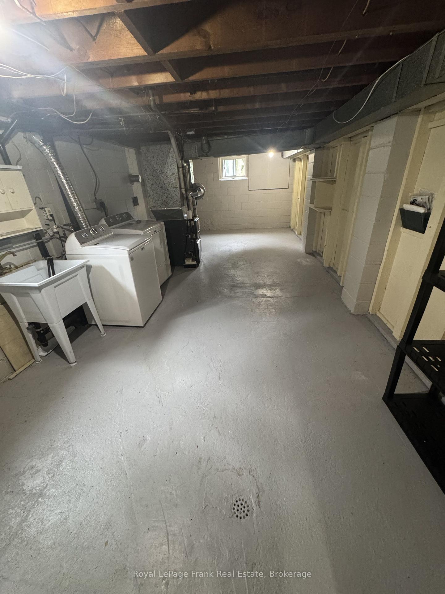 Photo 12 of 20 Gladys Road, Scarborough, Highland Creek — HOMEH