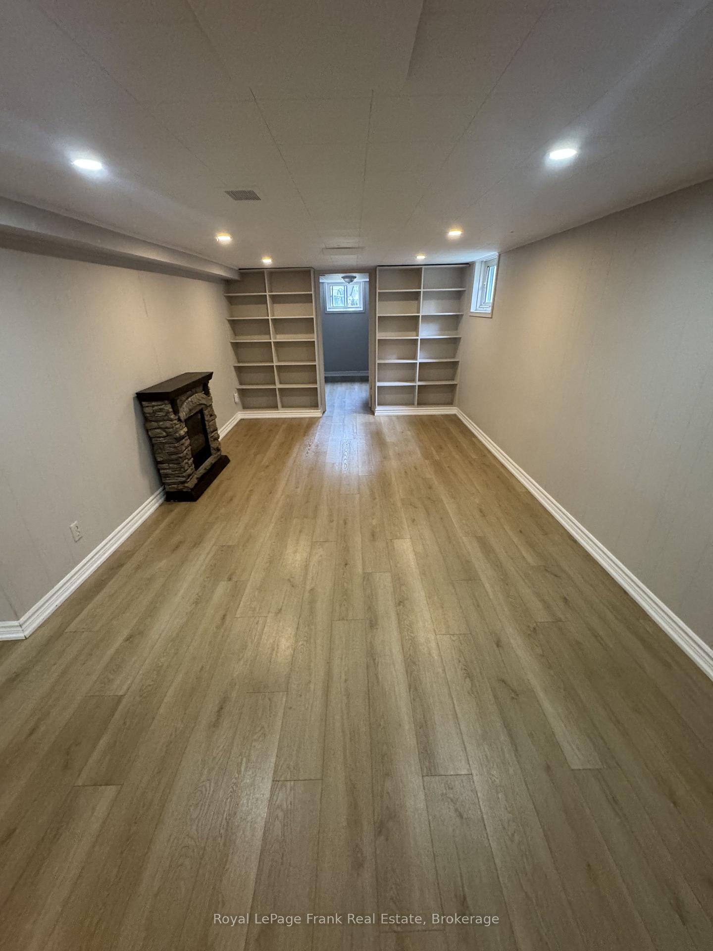 Photo 14 of 20 Gladys Road, Scarborough, Highland Creek — HOMEH