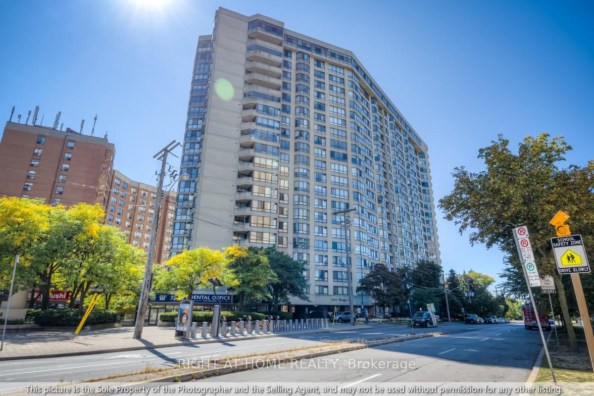 Photo of Unit 1810, 5444 Yonge Street