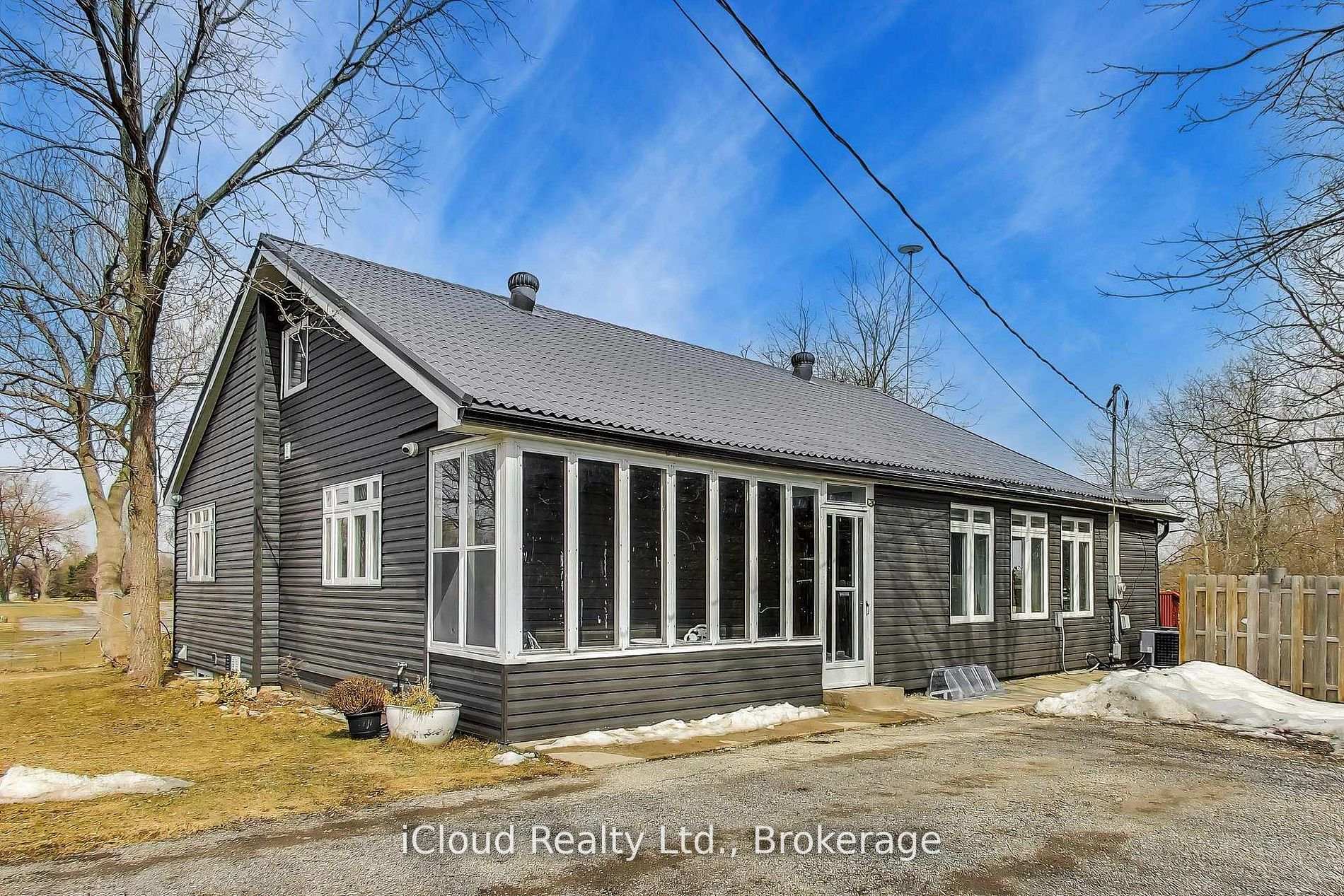 Photo of 16175 Jane Street