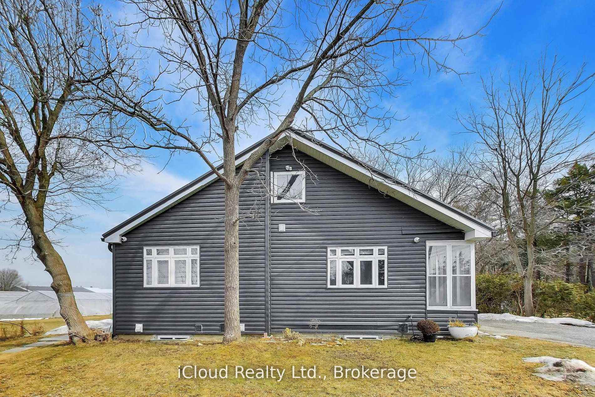 Photo 5 of 16175 Jane Street, King, Rural King — HOMEH