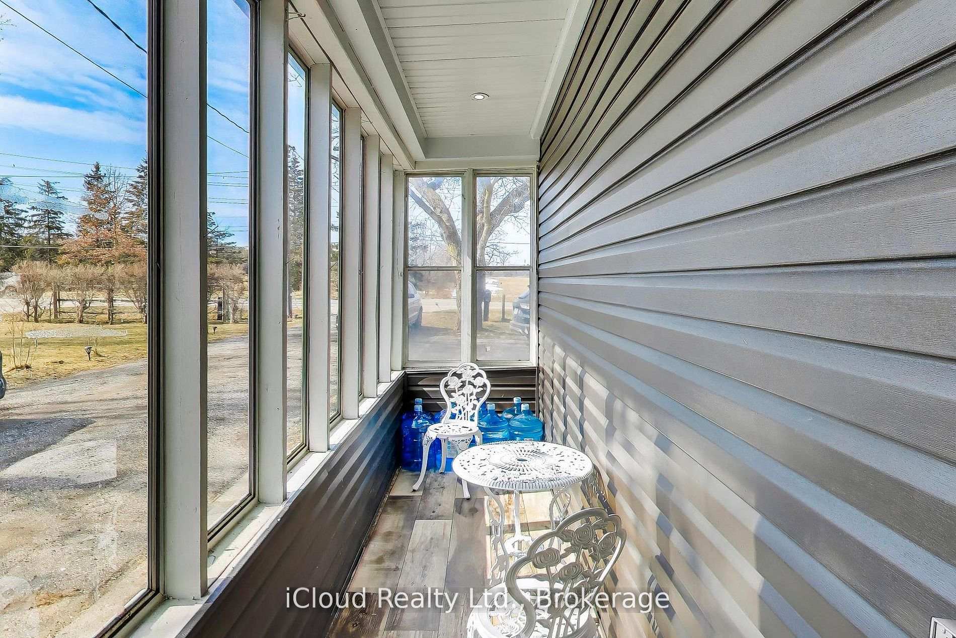 Photo 7 of 16175 Jane Street, King, Rural King — HOMEH