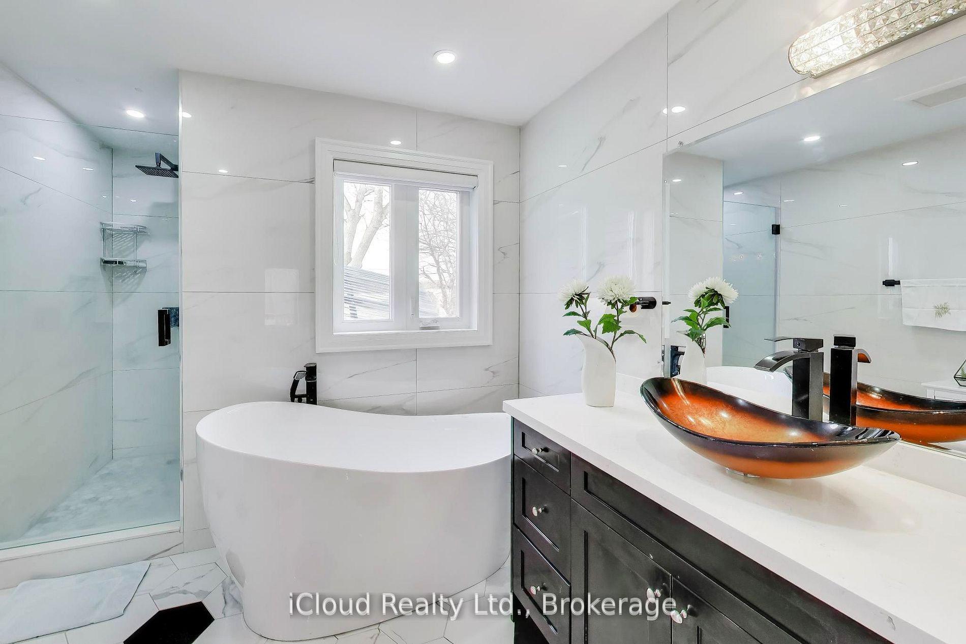 Photo 11 of 16175 Jane Street, King, Rural King — HOMEH