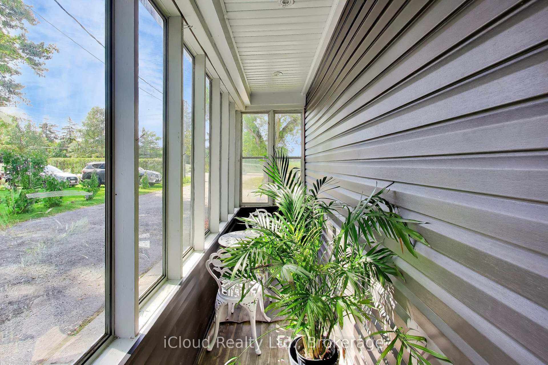 Photo 10 of 16175 Jane Street, King, Rural King — HOMEH