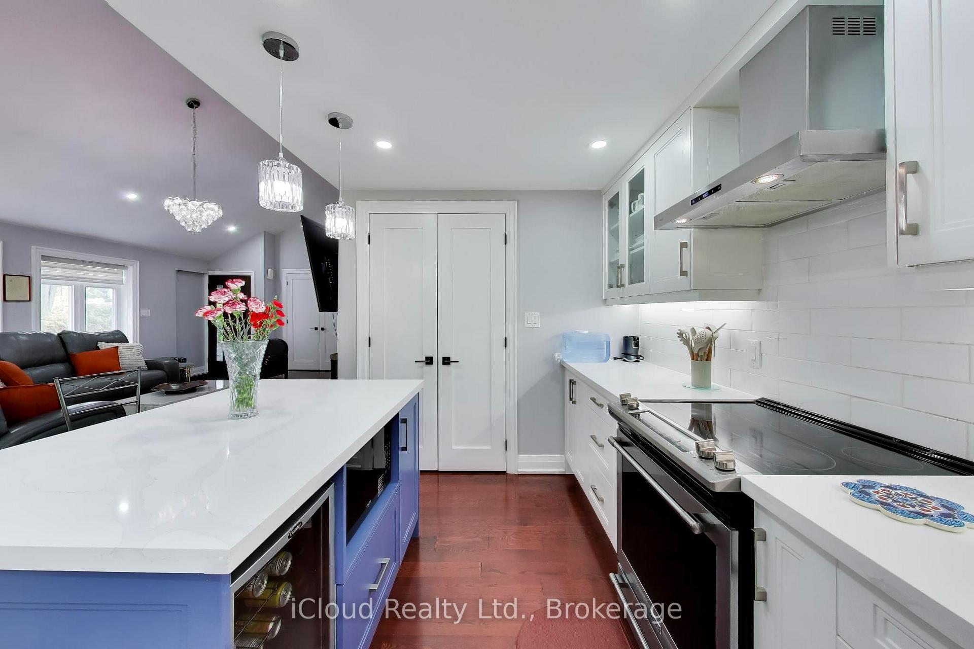 Photo 22 of 16175 Jane Street, King, Rural King — HOMEH
