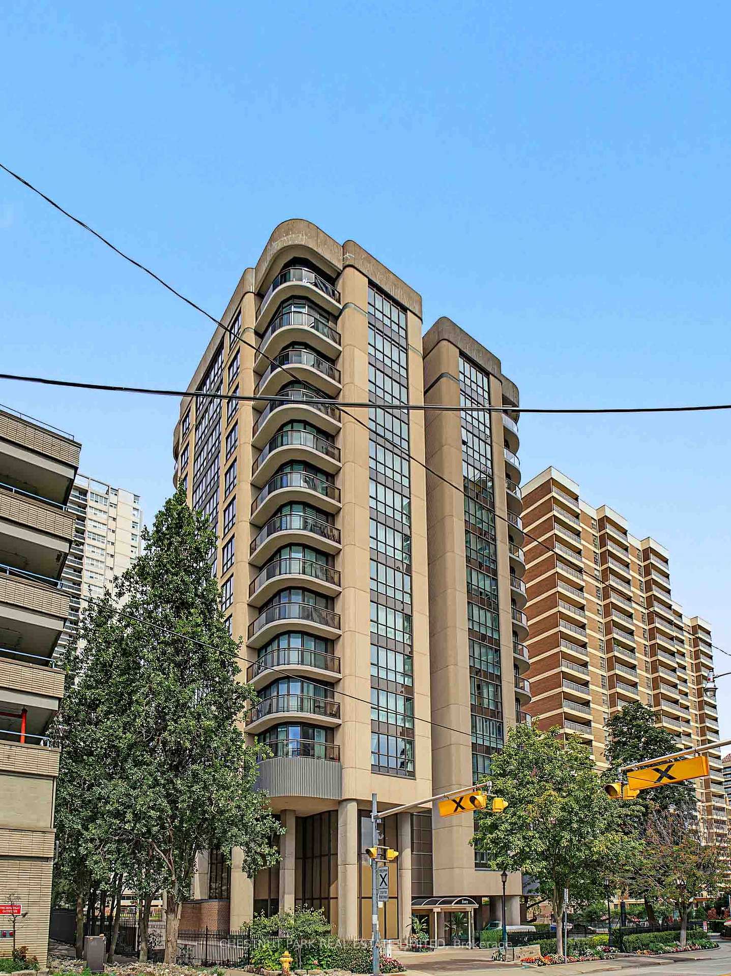 Photo 2 of Unit 201, 40 Rosehill Road, Toronto, Rosedale-Moore Park — HOMEH