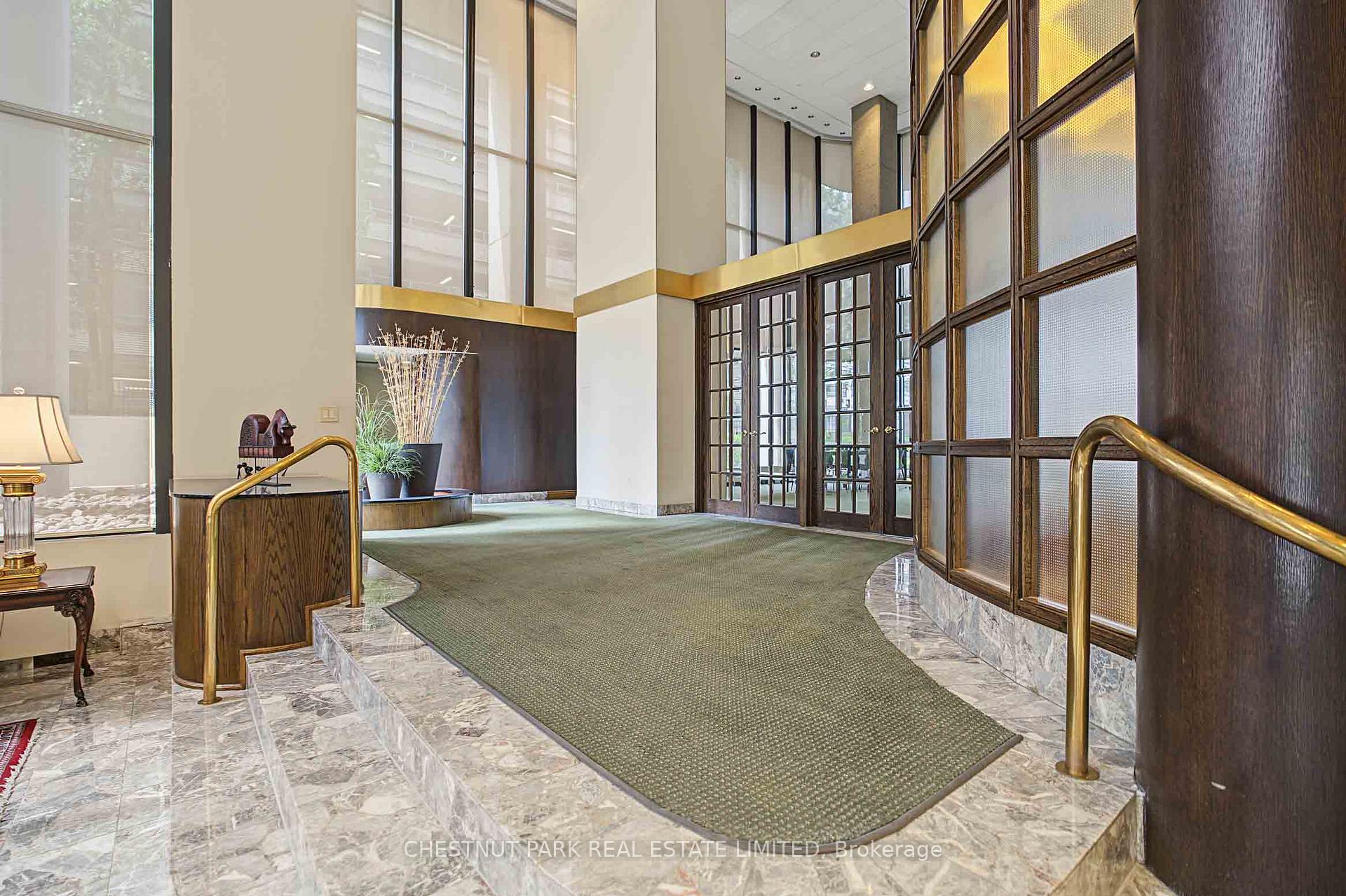 Photo 3 of Unit 201, 40 Rosehill Road, Toronto, Rosedale-Moore Park — HOMEH