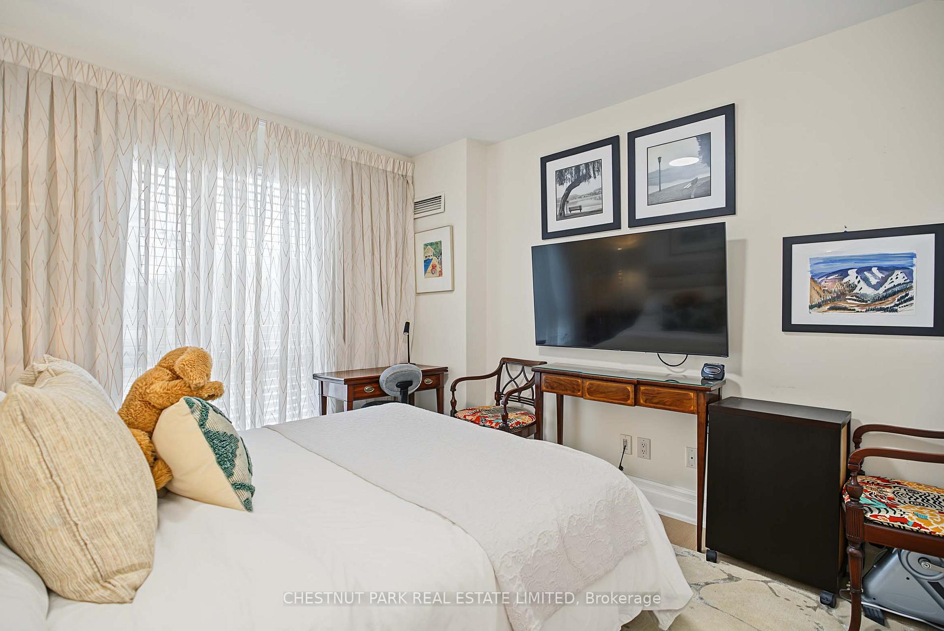 Photo 40 of Unit 201, 40 Rosehill Road, Toronto, Rosedale-Moore Park — HOMEH