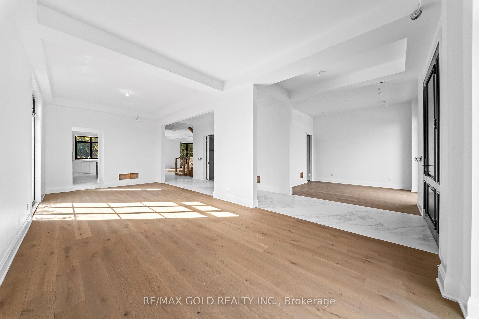 Photo 6 of 15 Mckenzie Street, Vaughan, Vaughan Grove — HOMEH