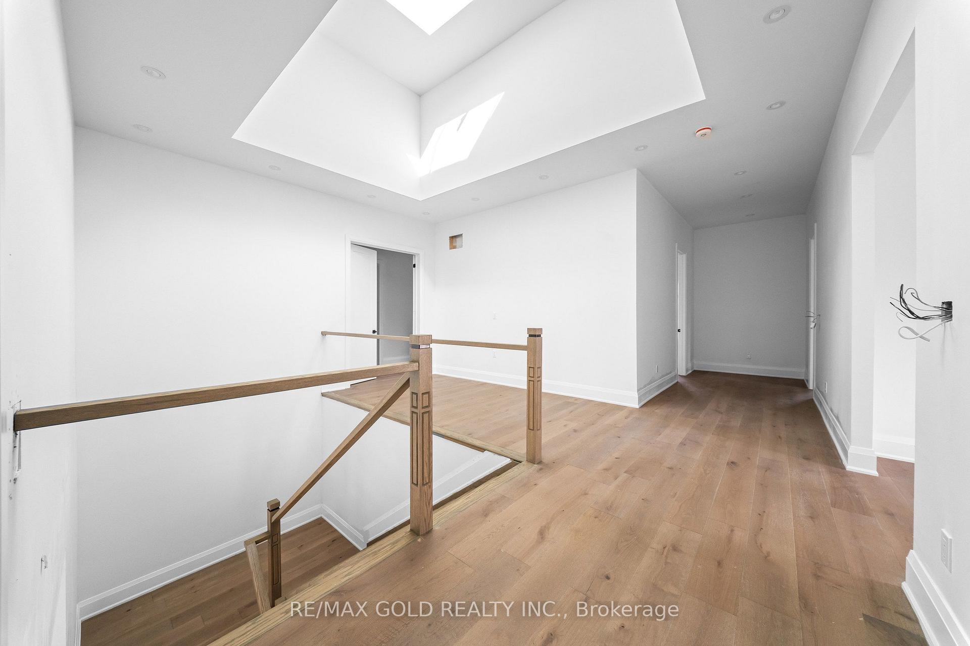 Photo 19 of 15 Mckenzie Street, Vaughan, Vaughan Grove — HOMEH