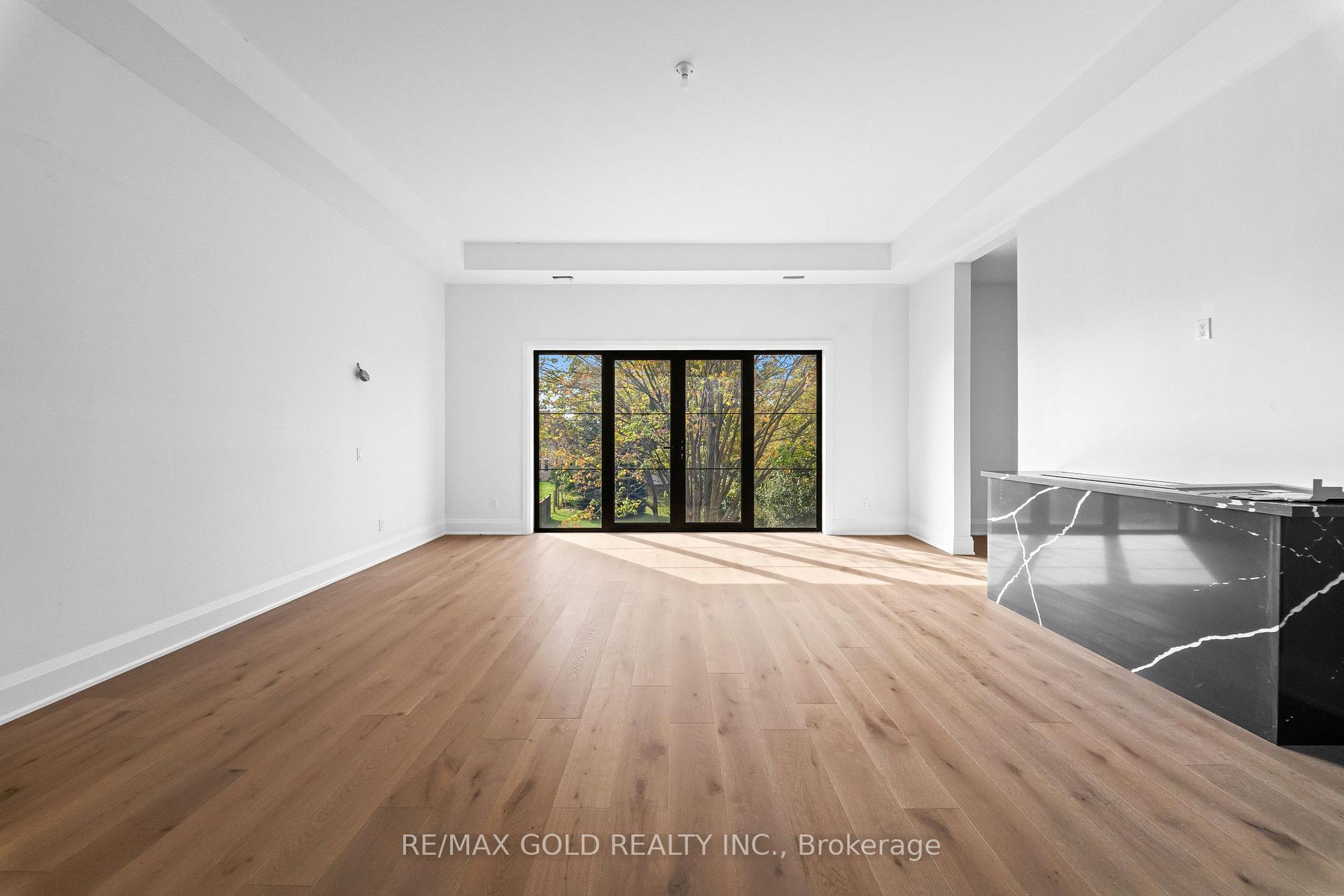 Photo 20 of 15 Mckenzie Street, Vaughan, Vaughan Grove — HOMEH
