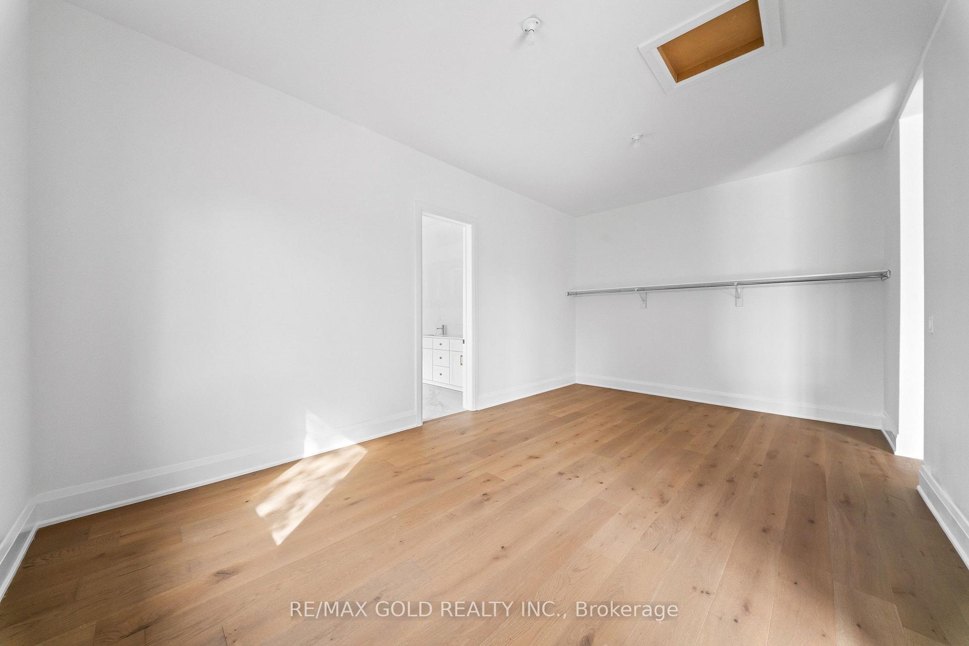 Photo 21 of 15 Mckenzie Street, Vaughan, Vaughan Grove — HOMEH