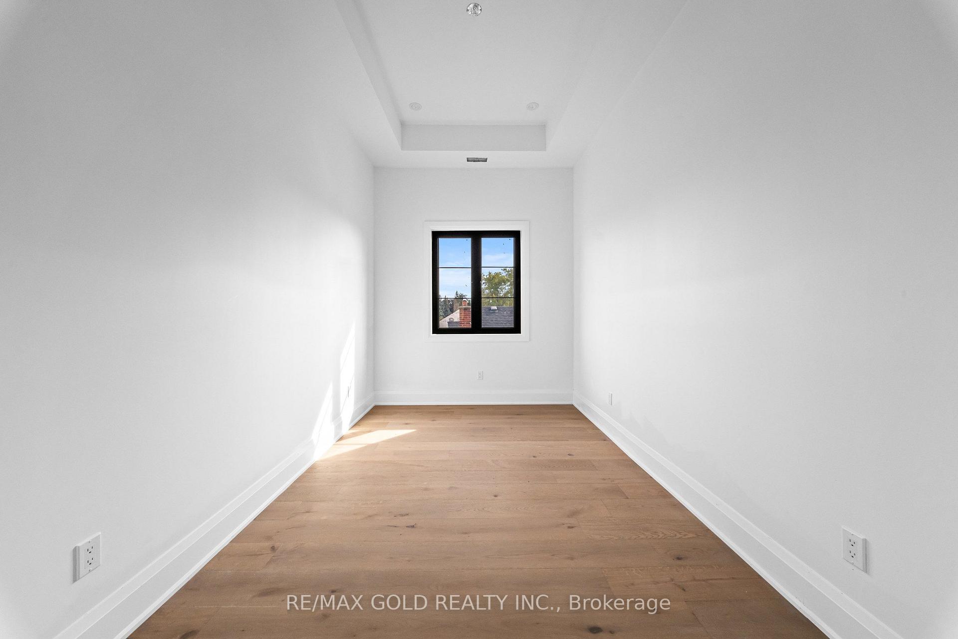 Photo 29 of 15 Mckenzie Street, Vaughan, Vaughan Grove — HOMEH