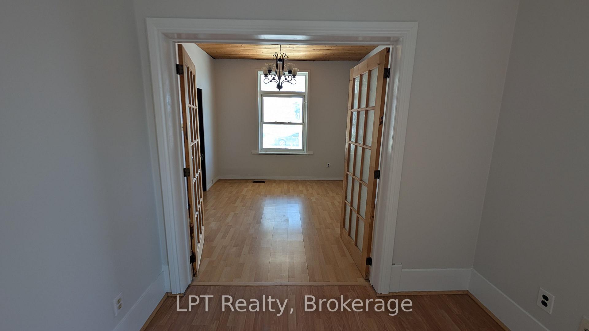 Photo 12 of 265 Bethune Street, Peterborough, Town Ward 3 — HOMEH