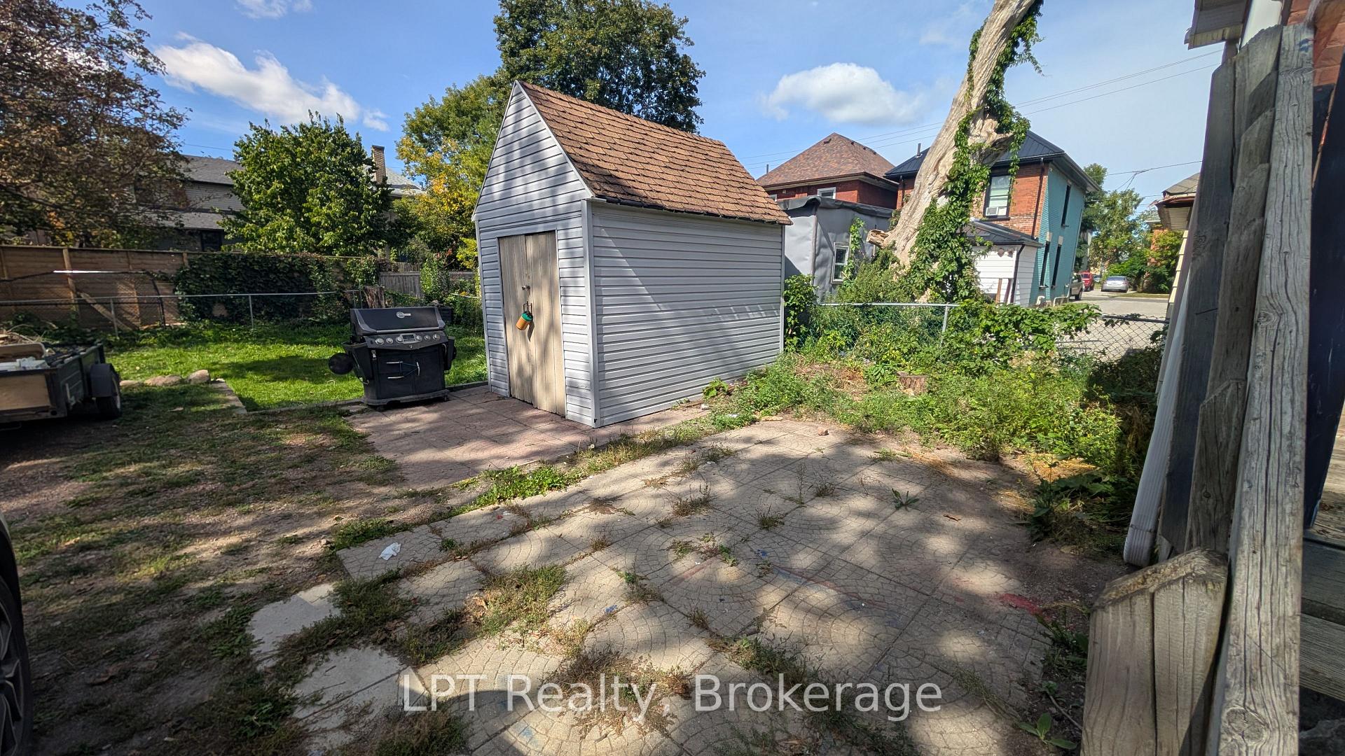 Photo 18 of 265 Bethune Street, Peterborough, Town Ward 3 — HOMEH