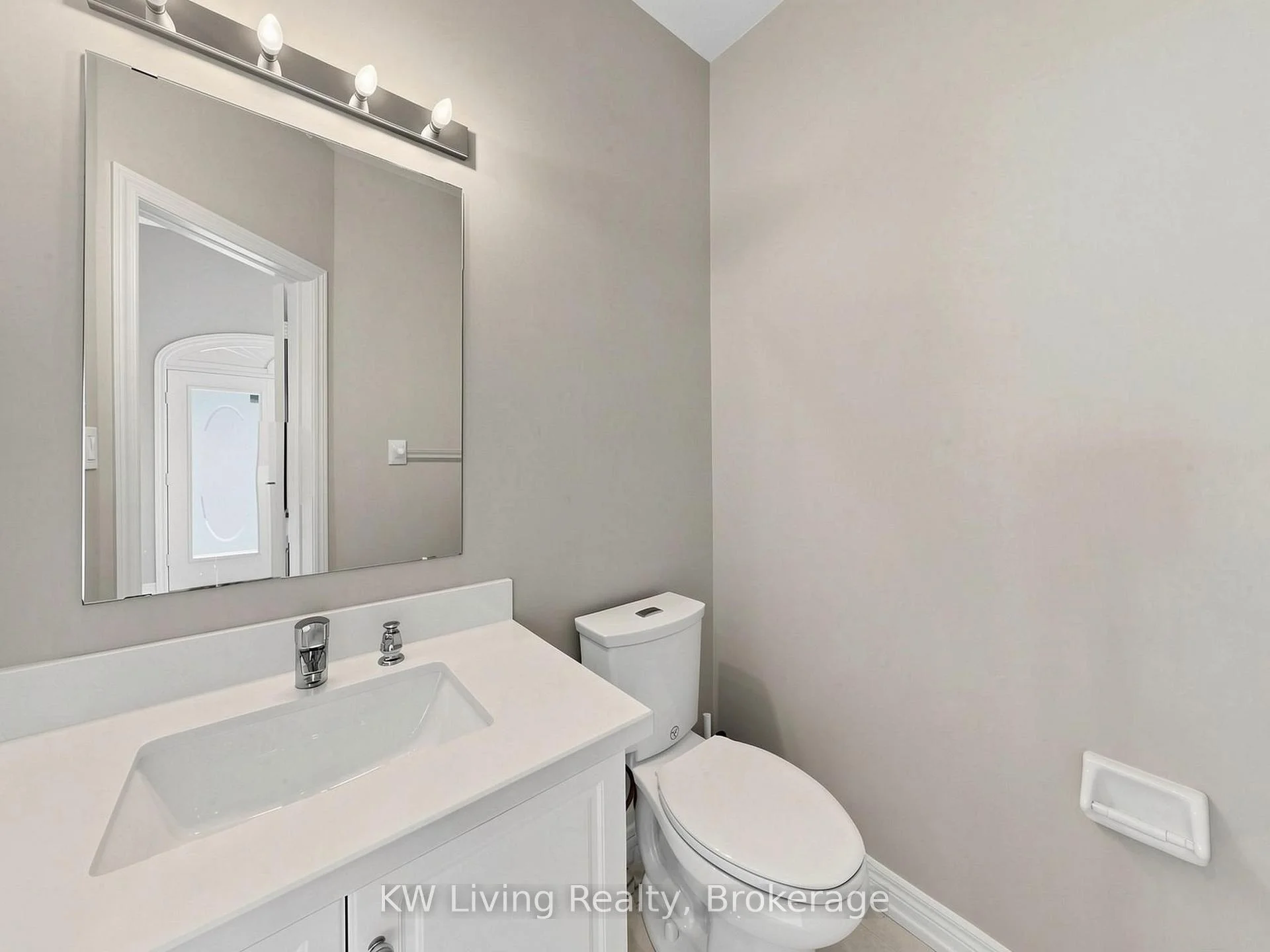 Photo 16 of 2 Littleleaf Crescent, Markham, Legacy — HOMEH
