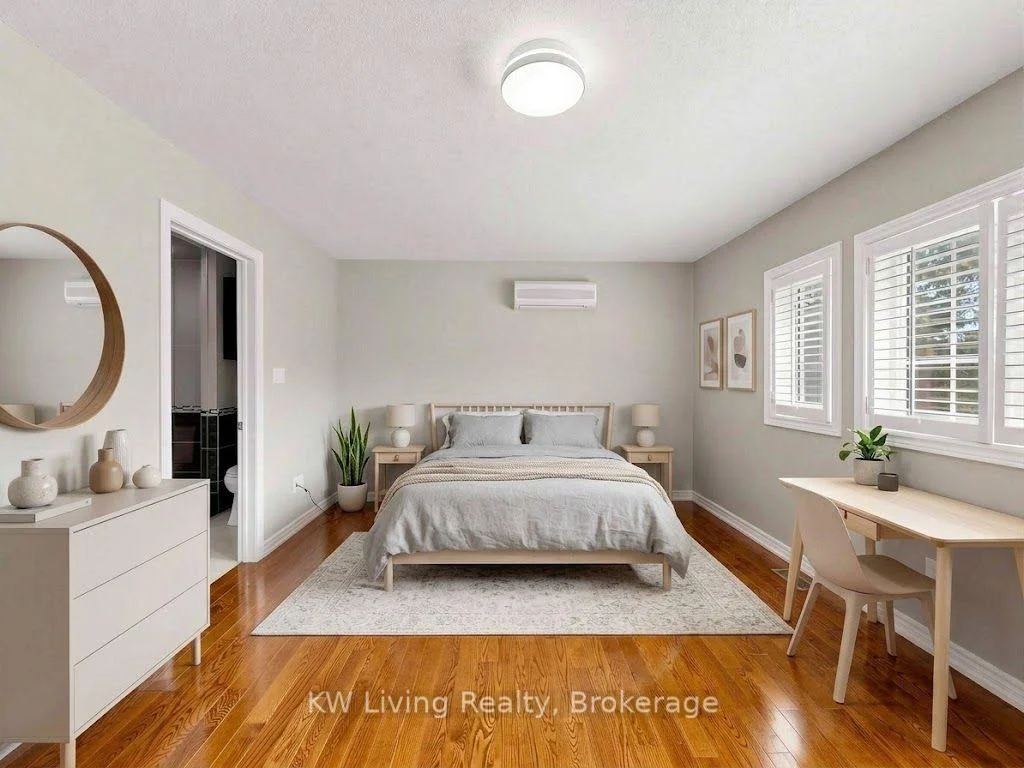 Photo 25 of 2 Littleleaf Crescent, Markham, Legacy — HOMEH