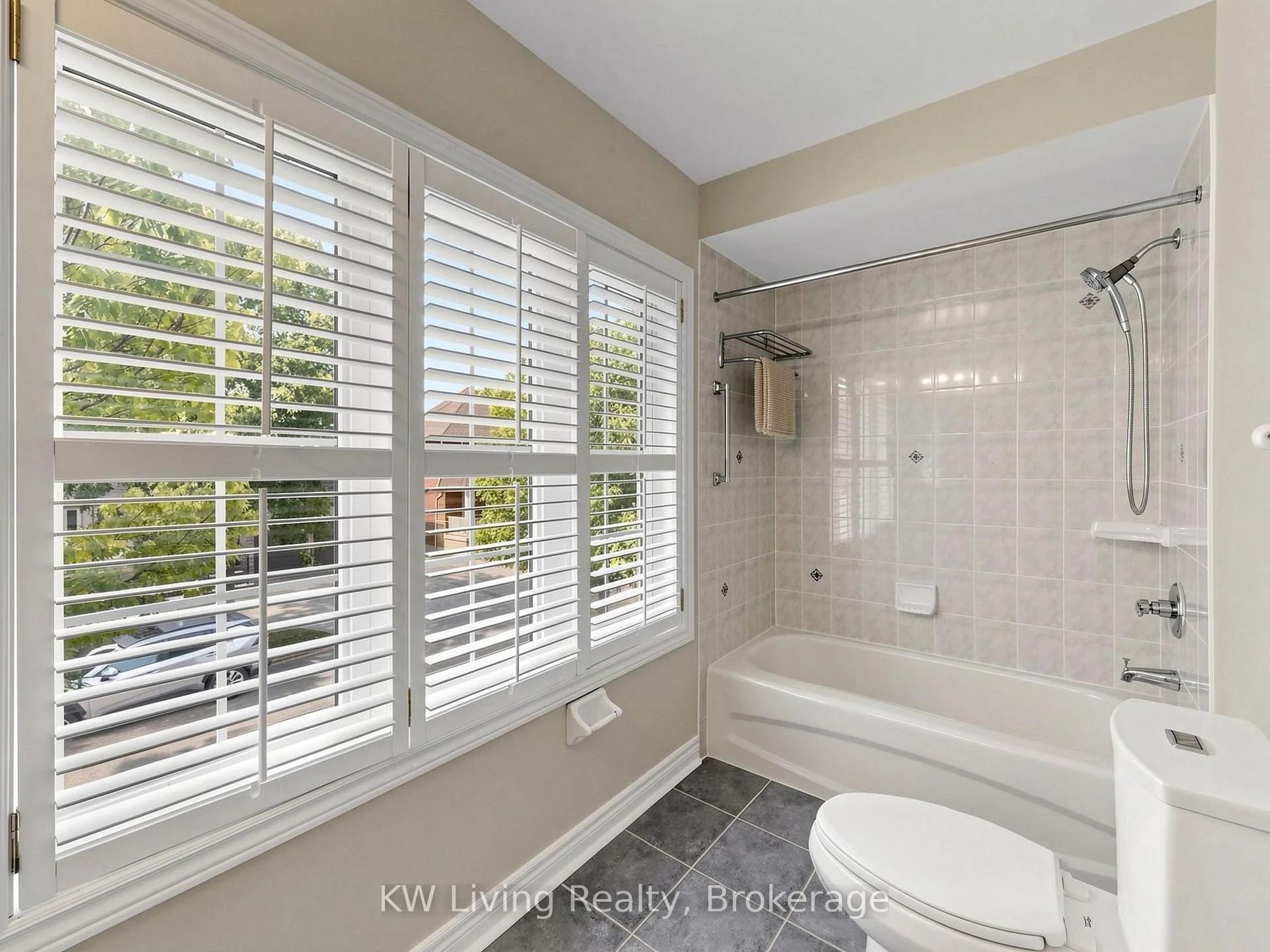 Photo 32 of 2 Littleleaf Crescent, Markham, Legacy — HOMEH