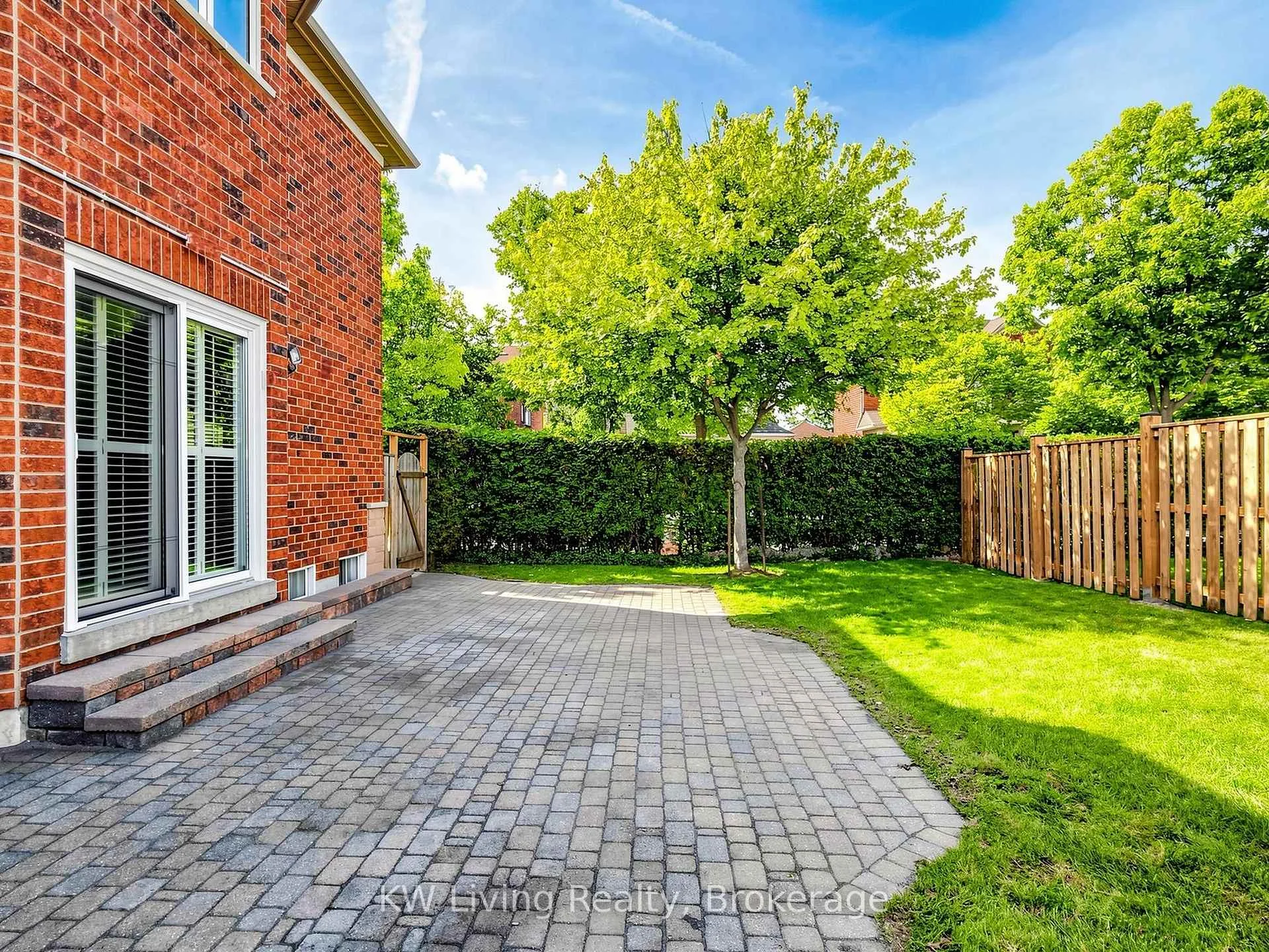 Photo 40 of 2 Littleleaf Crescent, Markham, Legacy — HOMEH