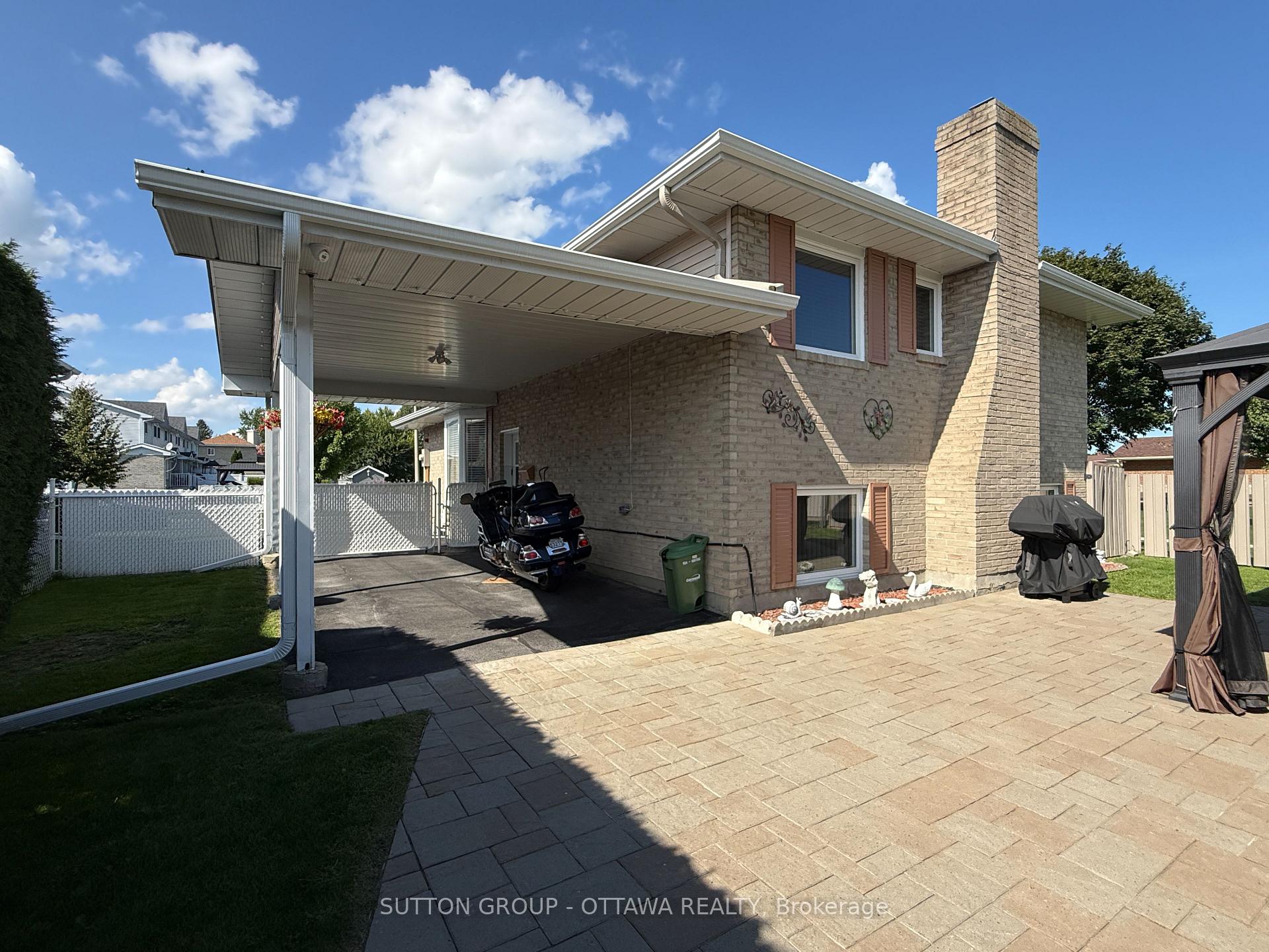 Photo 34 of 1888 Belvedere Crescent, Cornwall, Cornwall — HOMEH