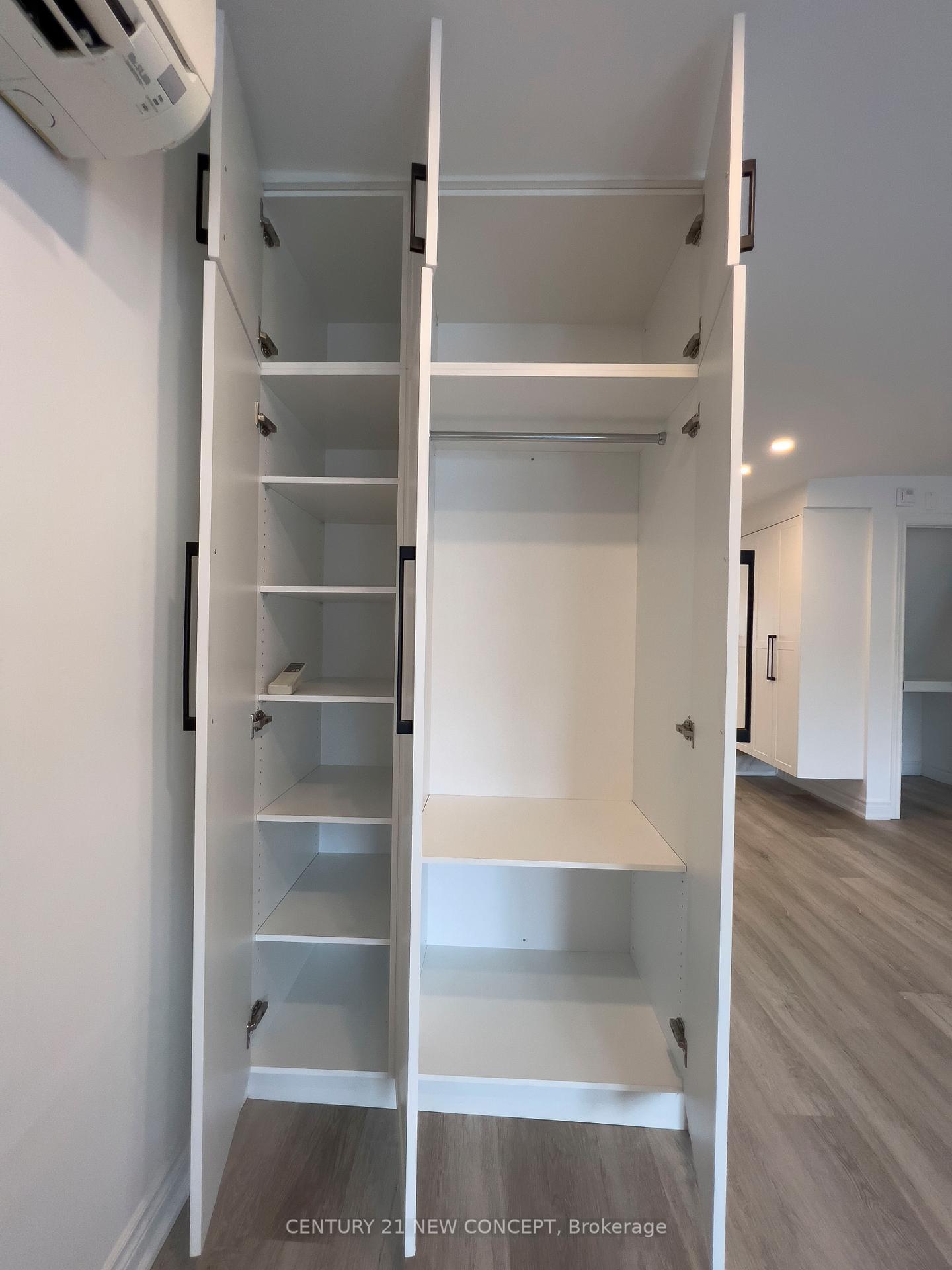 Photo 9 of Unit 3rd Floor, 706 Bloor Street N, Toronto, The Annex — HOMEH