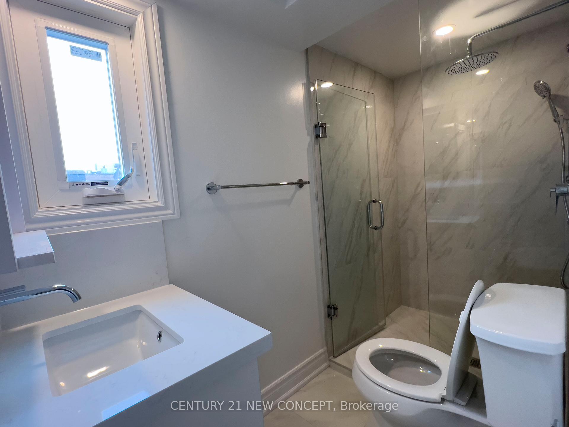 Photo 10 of Unit 3rd Floor, 706 Bloor Street N, Toronto, The Annex — HOMEH